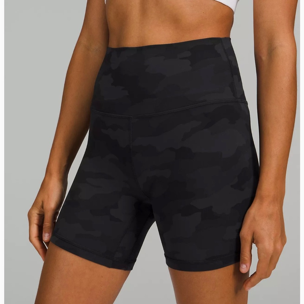 lululemon High-Rise Short 6"
